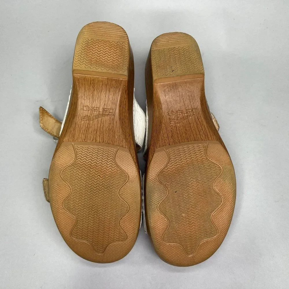 Dansko Women's Sophie White Leather Sandals_10
